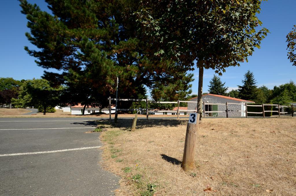 Village Vacances De Chantonnay Εξωτερικό φωτογραφία